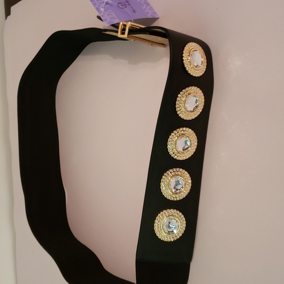 Hot in Hollywood Accessories - Hot in Hollywood womens 3X belt. New with tags.Add a little bling to your outfit